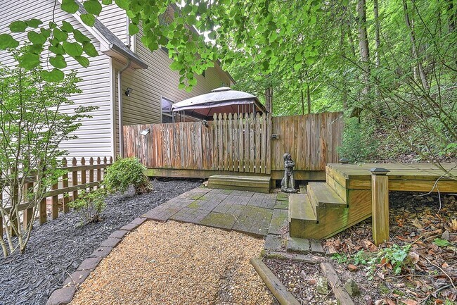 Building Photo - 4406 Willmary Dr