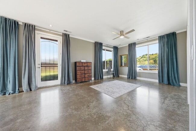 Building Photo - Peaceful Hilltop Retreat with Views | Unfurnished 5BD Executive Home on Private Knoll