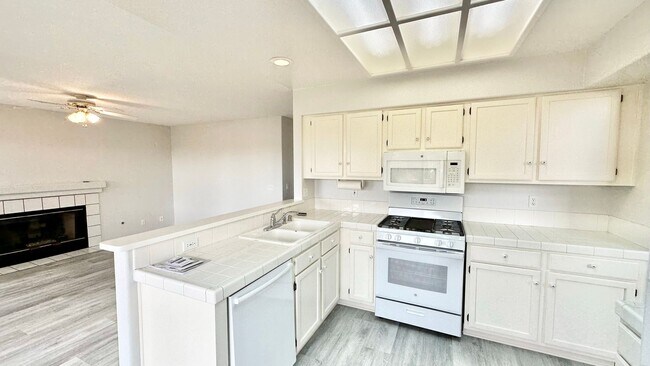 Building Photo - Awesome Two-Story Home, Recently & Freshly Updated, just minutes to downtown Fallbrook!