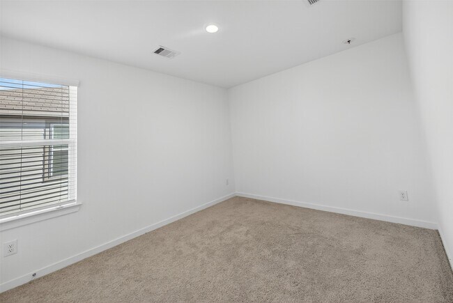 Building Photo - 3914 Windy Whisper Dr