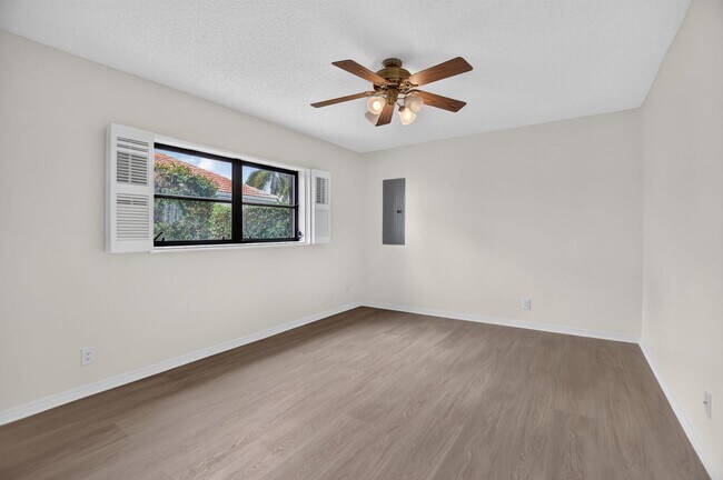 Building Photo - 2358 Deer Creek Trail