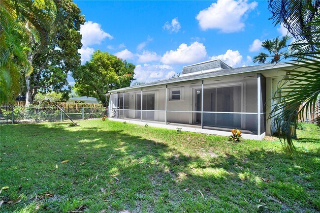 Building Photo - 11713 SW 81st Rd