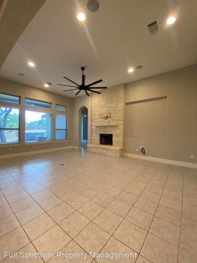 Building Photo - 5 br, 3.5 bath House - 120 Leann Way