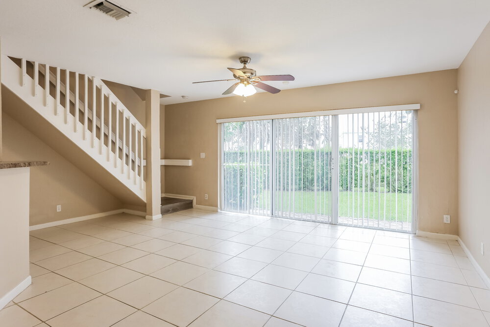 Building Photo - 8984 NW 38th Dr