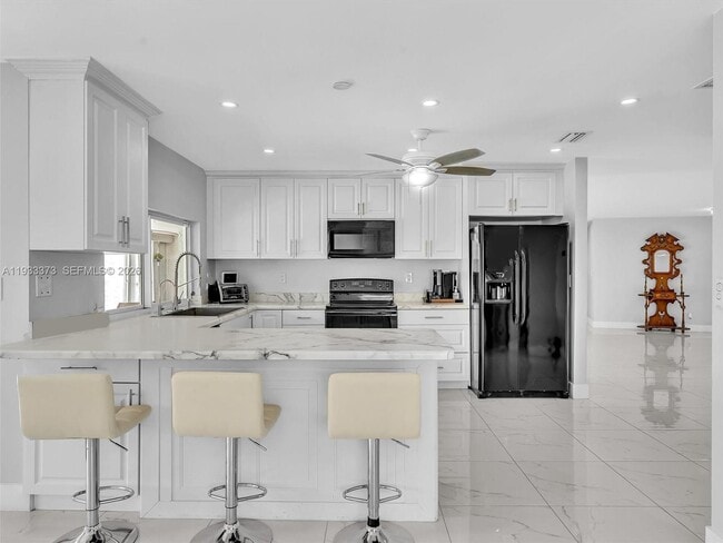 Building Photo - 406 Sailboat Cir