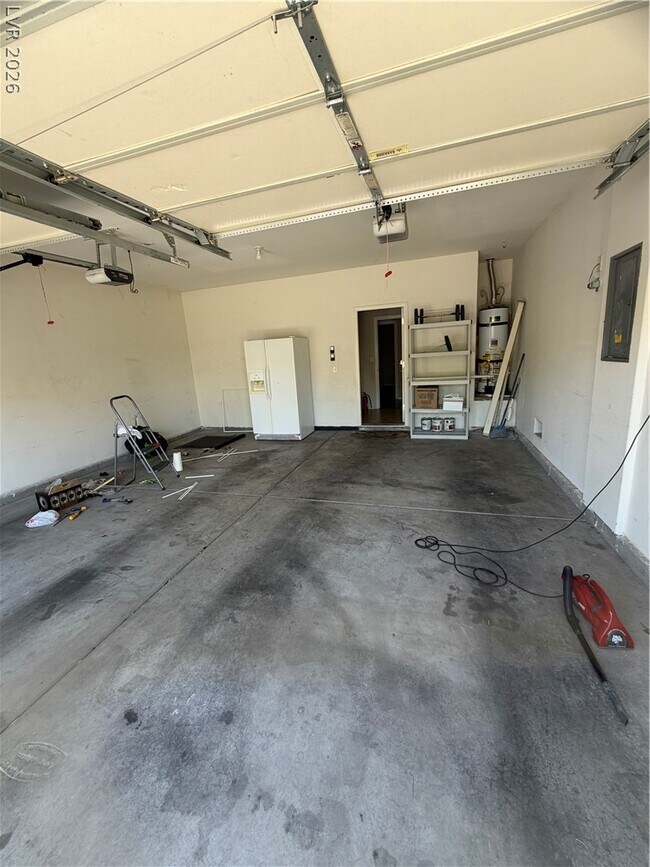 Building Photo - 10580 Calico Pines Ave