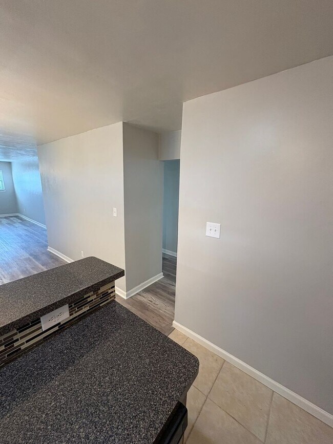 Building Photo - Beautiful updated home with new flooring and fresh paint