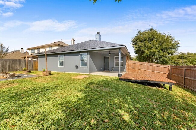 Building Photo - 4417 Bandice Ln