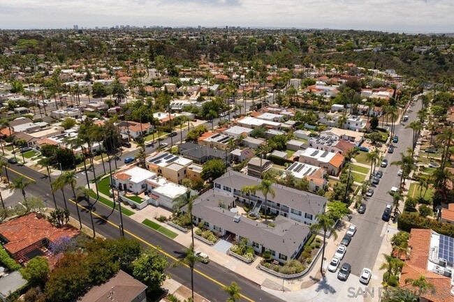 Building Photo - 5064 Marlborough Dr