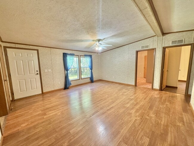 Building Photo - 130 Powers Dr Ln