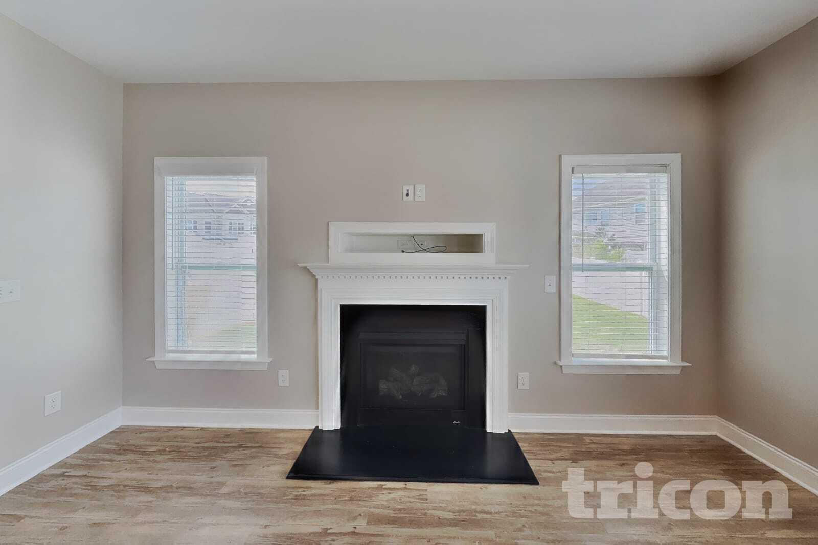 Building Photo - 834 Lakemont Dr