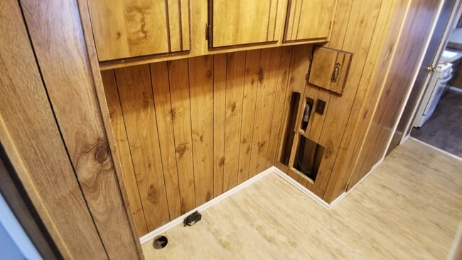Building Photo - 3 Bed 2 Bath Fully Remodeled Mobile Home w...