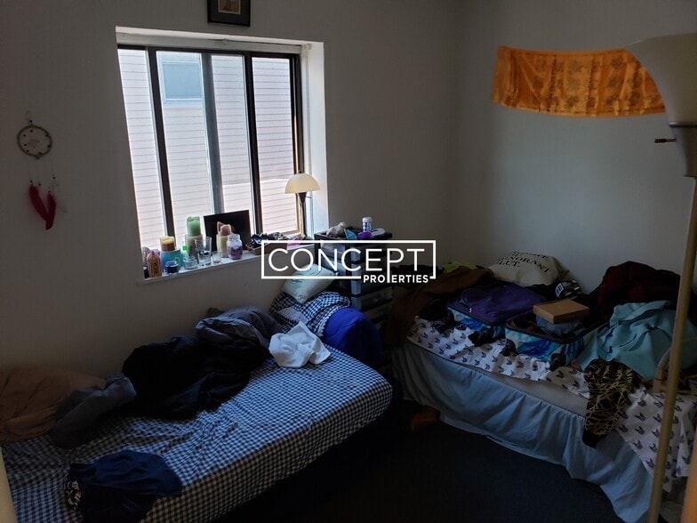 Building Photo - 226 Parker Hill Ave