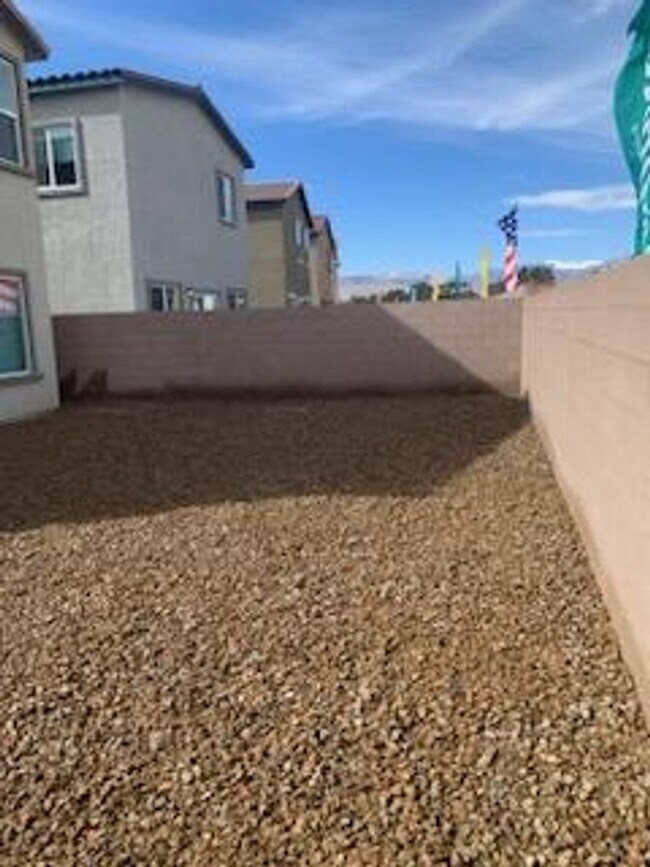 Building Photo - Home for Rent