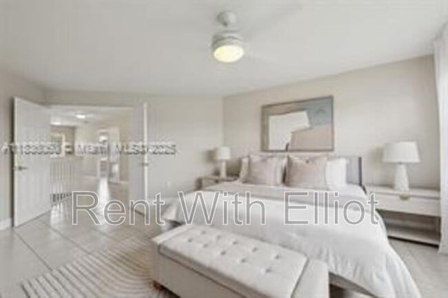 Primary Photo - 16710-1NW12 NW 12th St