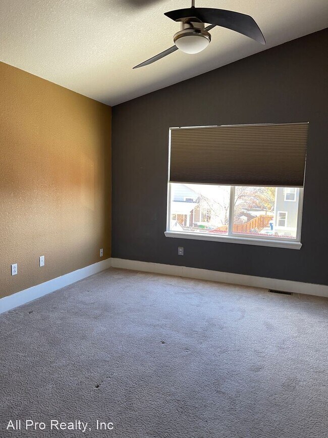 Building Photo - 4 br, 2.5 bath House - 4139 S Rome St