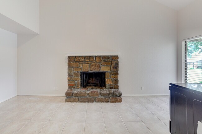 Building Photo - 7012 S 78th E Ave