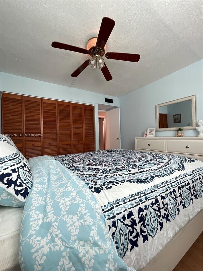 Building Photo - 820 NW 87th Ave