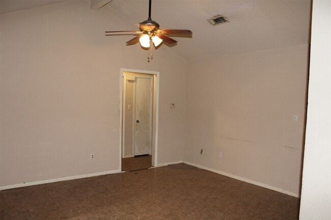 Building Photo - 8622 Brock Park Blvd