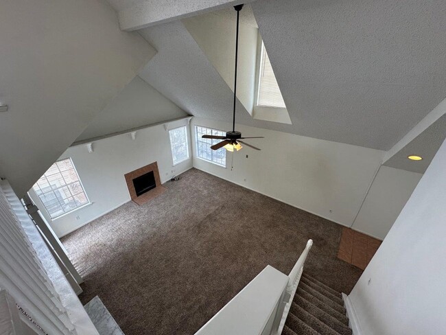 Building Photo - 2300 Old Spanish Trl