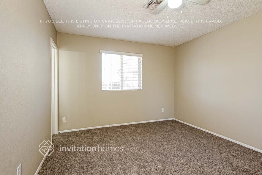 Building Photo - 3808 W Glendale Ave