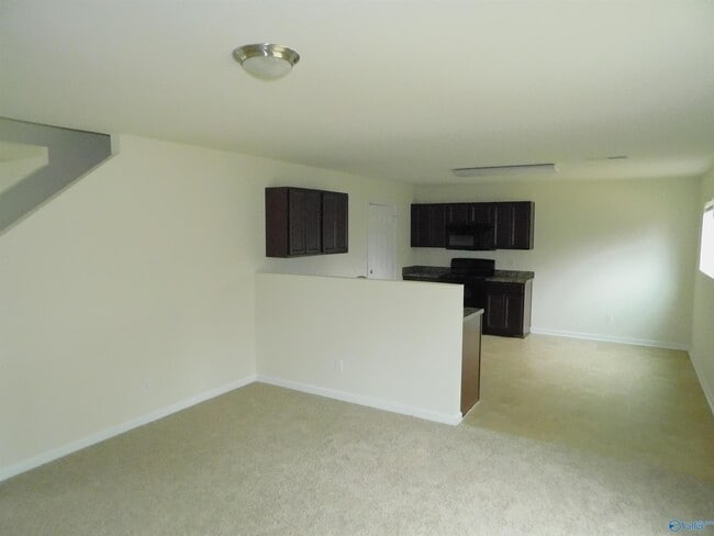 Building Photo - 130 Lockport Dr