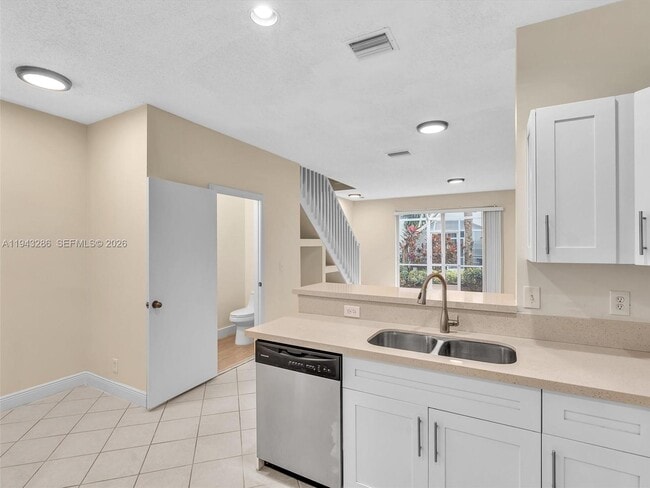 Building Photo - 3932 San Simeon Ln