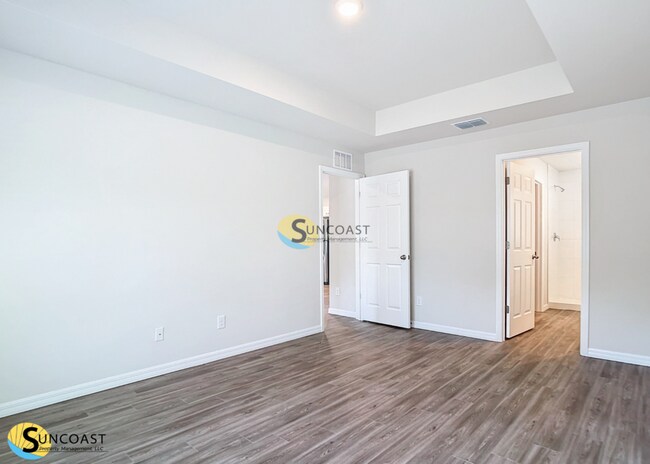 Building Photo - 17927 SW 32nd Cir