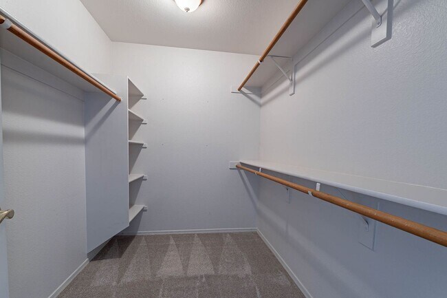 Building Photo - 5463 W Geronimo St