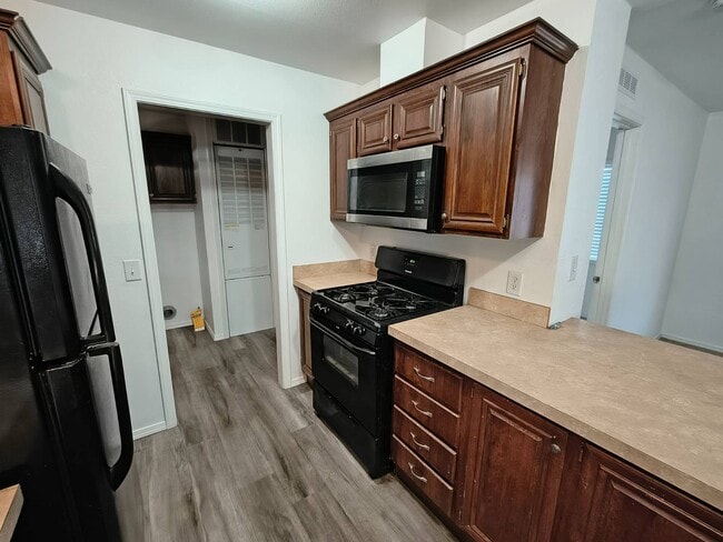 Building Photo - 386 Petrol Rd