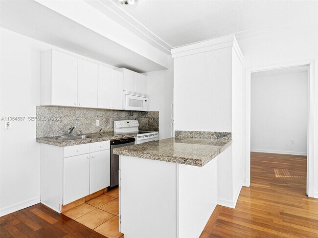 Building Photo - 1027 Pennsylvania Ave