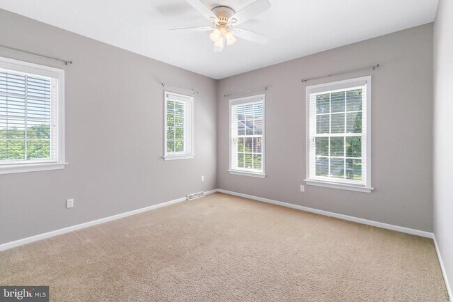 Building Photo - 1298 Vickery Ln