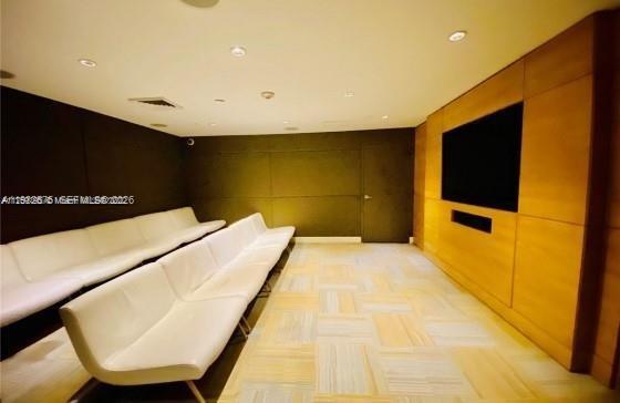 Building Photo - 950 Brickell Bay Dr