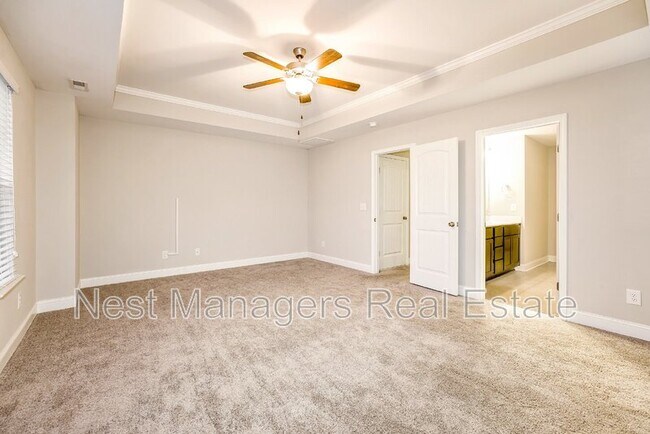 Building Photo - 136 Loch Ln