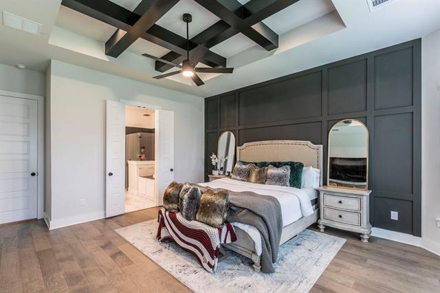 Building Photo - 2104 Palafox Dr