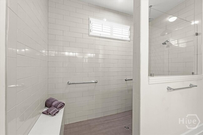 Building Photo - 1021 Leeward Run Trl
