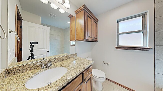 Building Photo - 3505 Shutter Ridge Dr