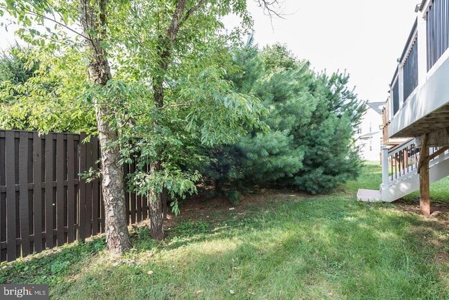 Building Photo - 3795 Louise Ave