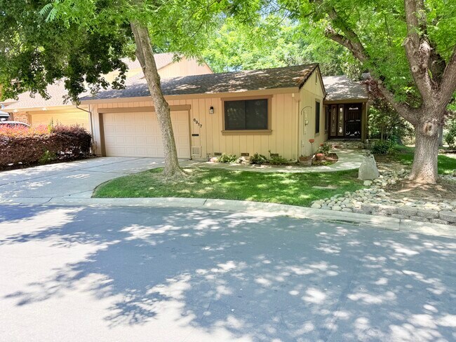 Building Photo - 6917 Monticello Ct