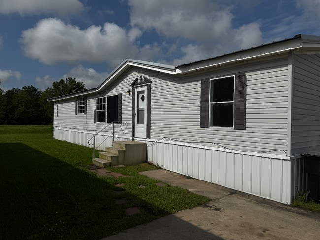 Primary Photo - 151 Fox Meadow Dr