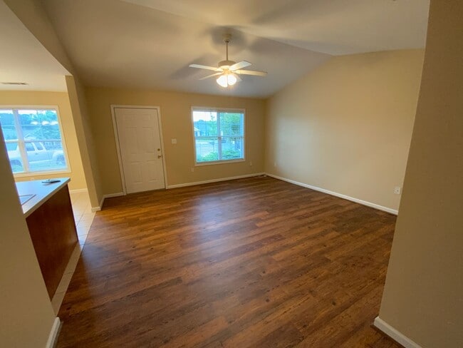 Building Photo - 10-12 Chesney Drive