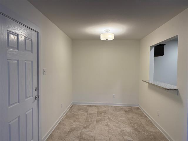 Building Photo - 513 Wood Dr