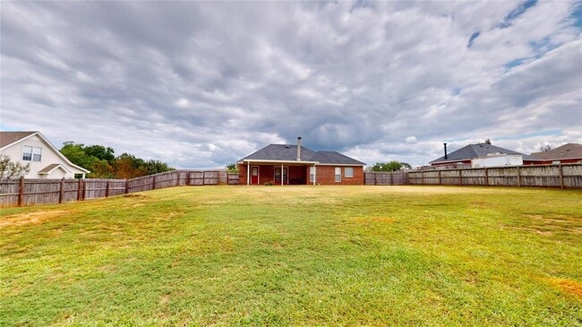 Building Photo - 275 Allen Dr