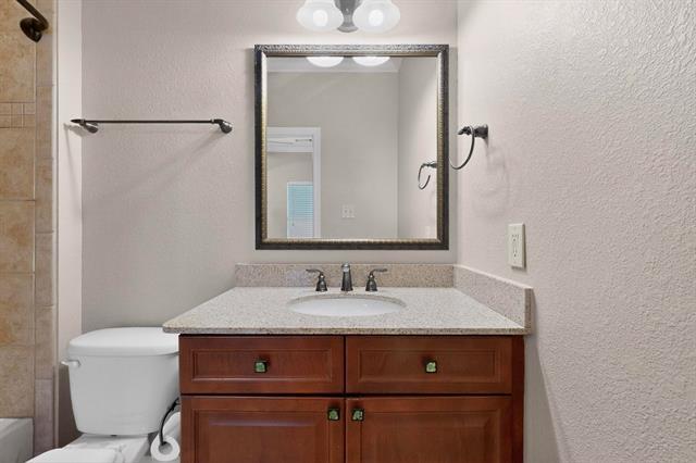 Building Photo - 1877 Signal Ridge Pl