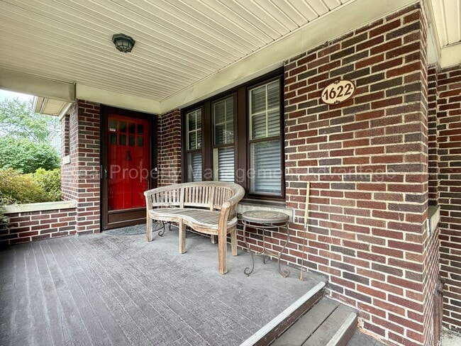 Building Photo - 1622 Crooks Rd