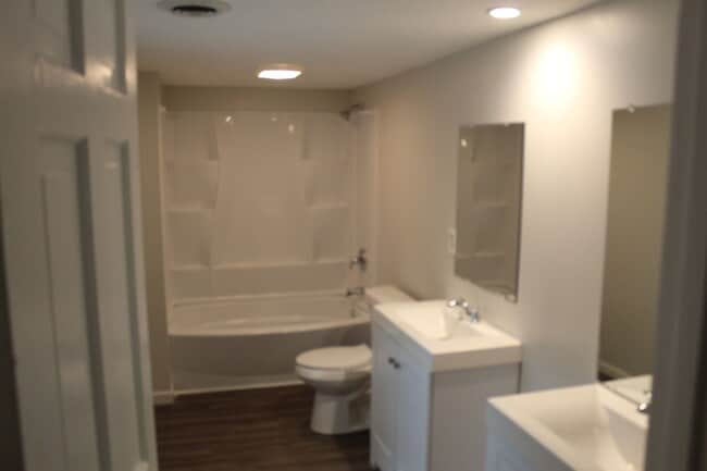 Building Photo - 4 Br, 3 ba + Bonus Henderson Forest