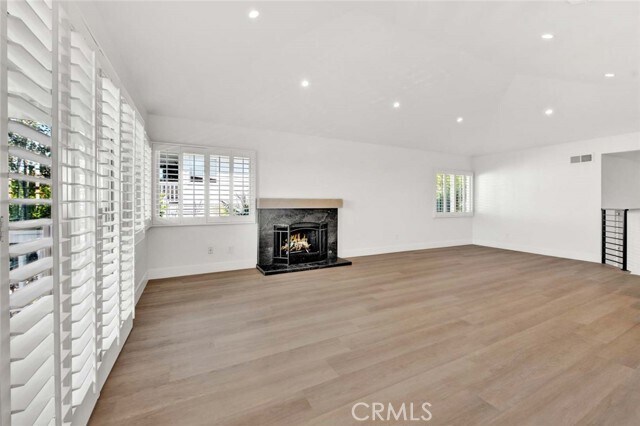 Building Photo - 804 Gardenia Way