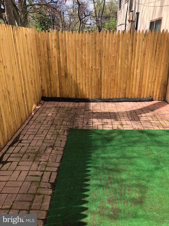 Building Photo - 13013 Townsend Rd