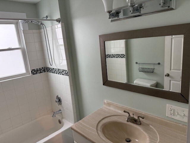 Bathroom - 770 Stratford Ave