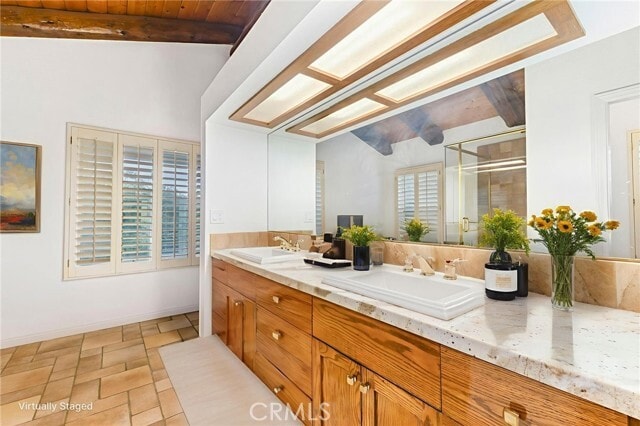 Building Photo - 28720 Sandhurst Way